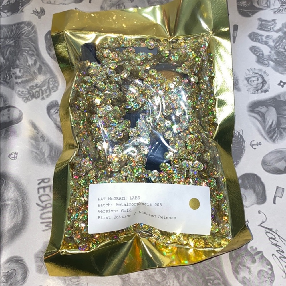 Pat McGrath Metalmorphosis 005 in “Gold” 1st Ed.